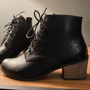 Chase + Chloe stacked heel bootie